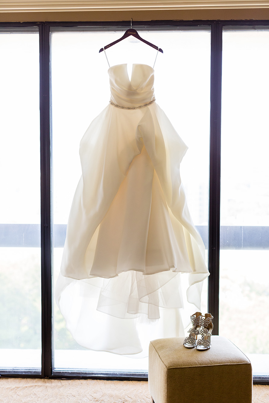 houston wedding, bride, wedding gown, Joan Pillow Bridal Salon