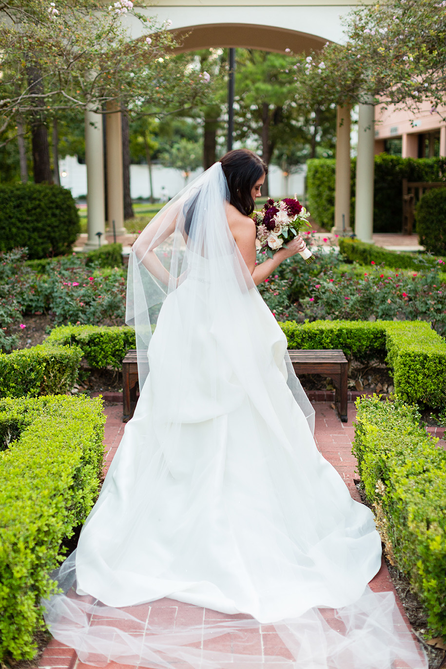 houston wedding, bride, bridal, wedding gown, Joan Pillow Bridal Salon