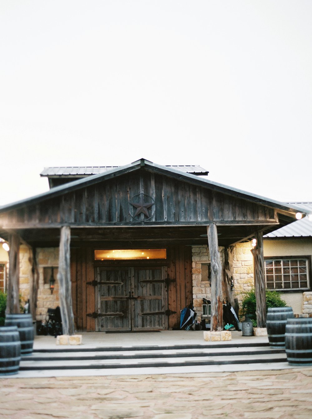 houston wedding venue - country rustic charm in texas