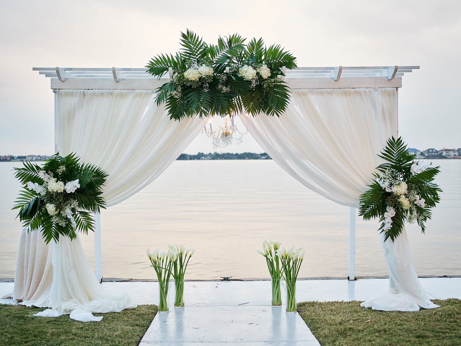 wedding ceremony altar, gorgeous - luxe - waterfront venue 