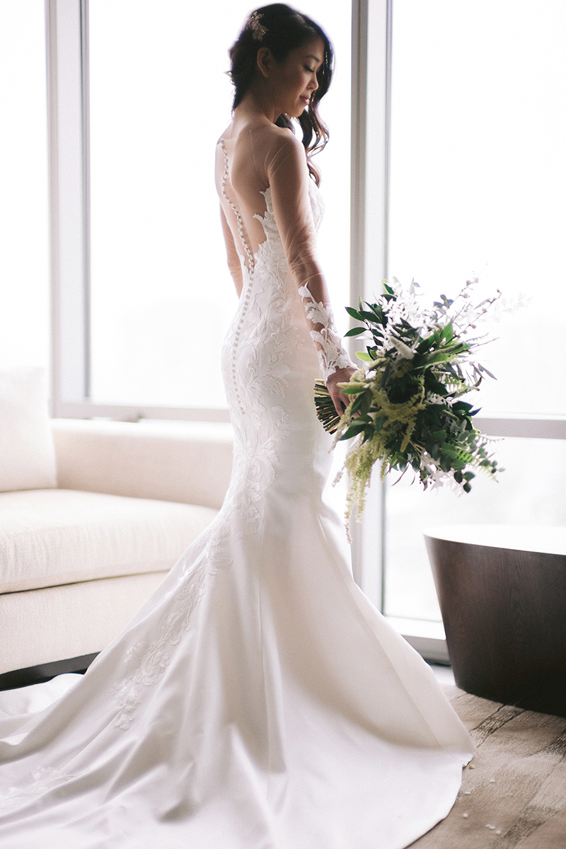 bridal portrait - gorgeous drop back wedding gown