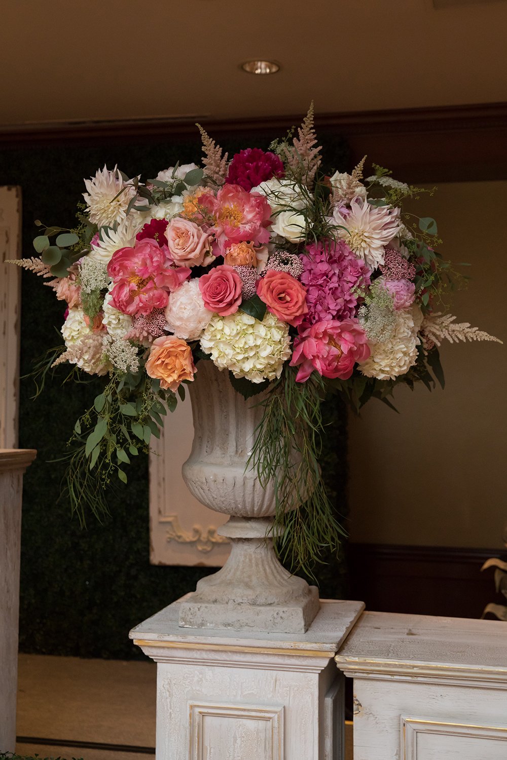 Houstonian Hotel, flowers, vase, todd events, bouquet, arrangement, floral, pink, coral