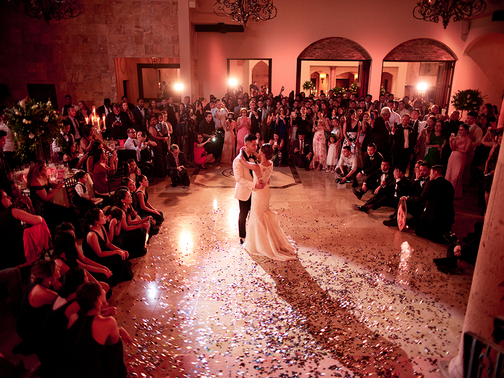 the first dance for newlywed couple at houston wedding venue