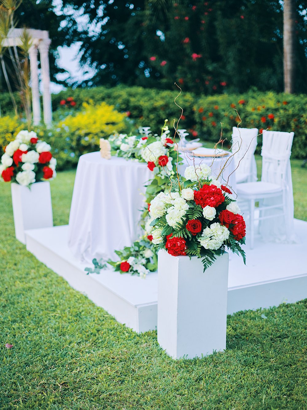 his her table - wedding reception decor - outside