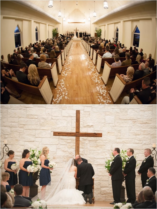 Navy and Ivory Briscoe Manor Wedding by Lindsay Elizabeth Photography