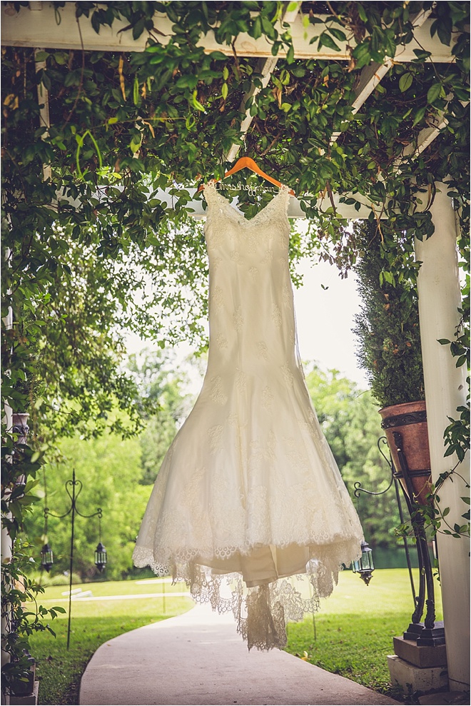 Mint, Coral & Khaki Rustic Wedding by Ama Photography & Cinema 