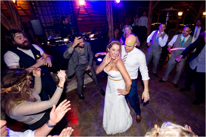 Bride-and-Groom-Dancing