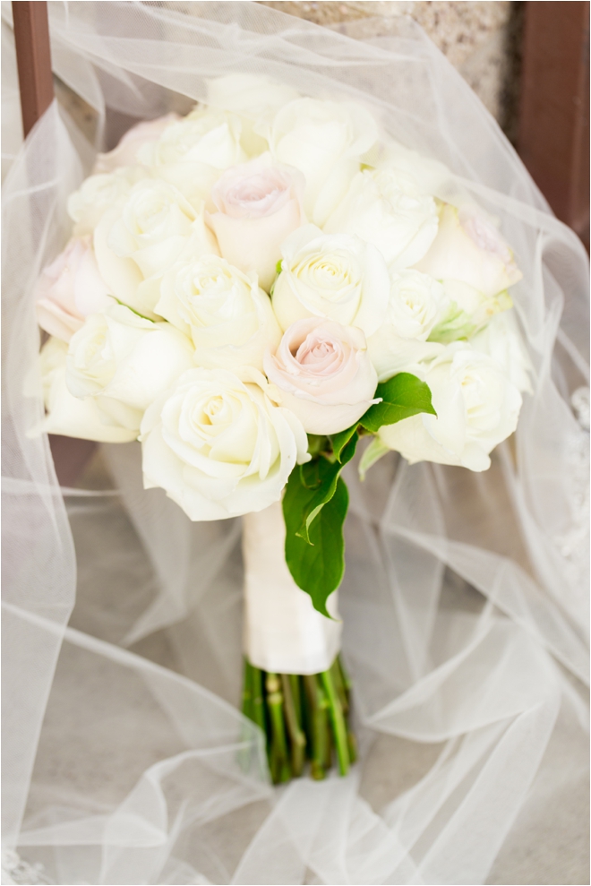 Ivory-and-Blush-Bridal-Bouquet