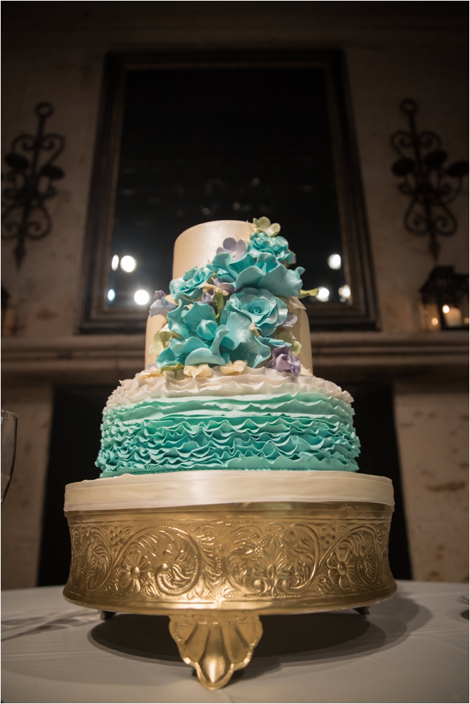 Teal-and-White-Wedding-Cake