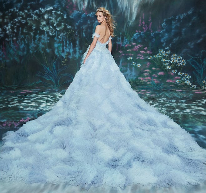 Aggregate more than 117 unusual wedding gowns