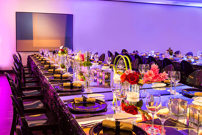 JW Marriott Houston Downtown wedding booking special hotel sophisticated Texas city elegant hotel wedding mirror table purple pink modern
