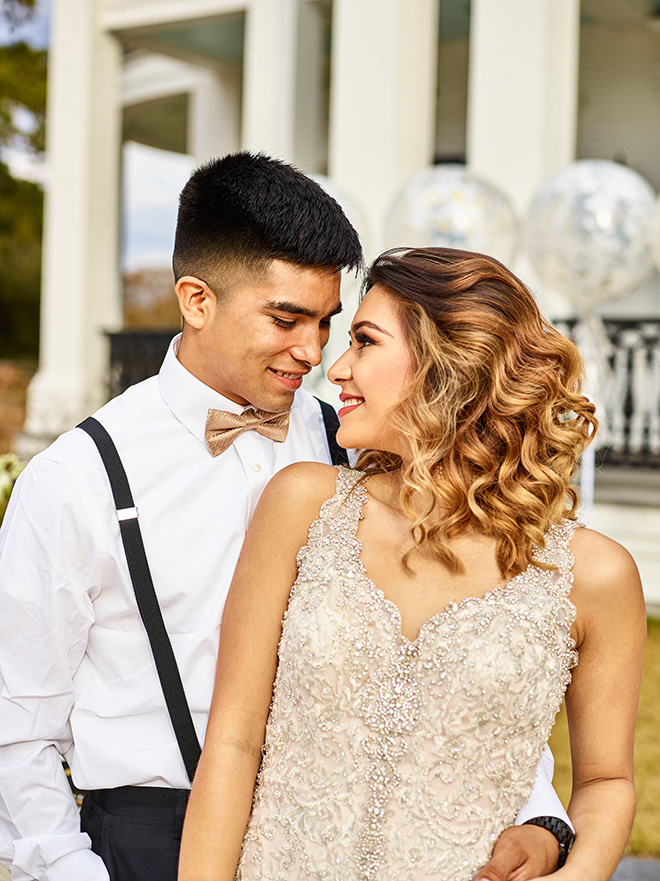 ivory and gold styled shoot, events de luxe, civic photos, sandlewood manor, plantation wedding, champagne beaded wedding dress