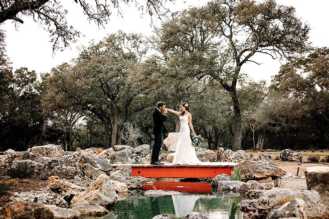 Texas Barn Weddings at Eagle Dancer Ranch - hill country wedding venue