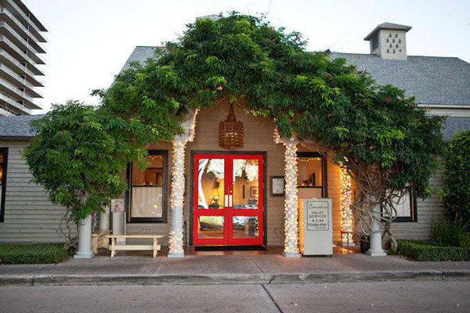 Intimate Houston Wedding Venue - Rehearsal Dinner Venue - Ouisie's Table