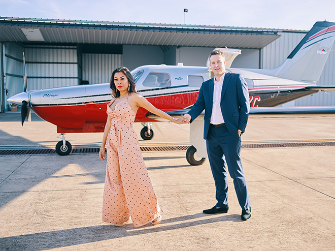 Airplane engagement Photo Ideas 