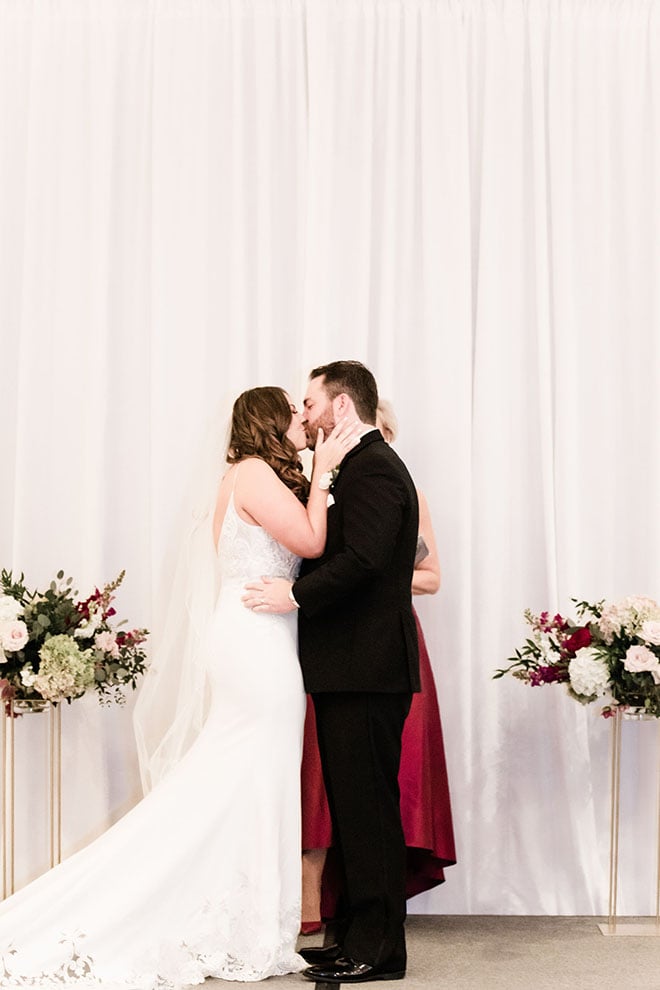 bride, groom, ceremony, wedding photography, wedding venue, st anthony hotel, anna kay photography, white drapes, elevated florals, ceremony decor