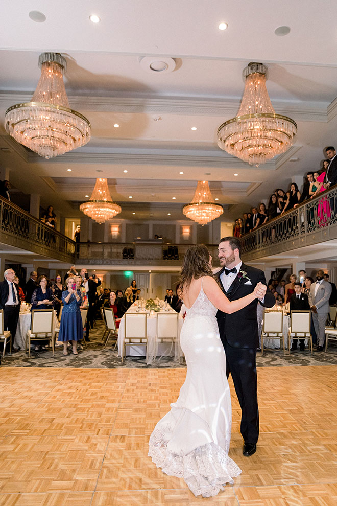 first dance, wedding reception, entertainment, bride, groom, hotel venue, st. anthony hotel, wedding photography, anna kay photography, san antonio