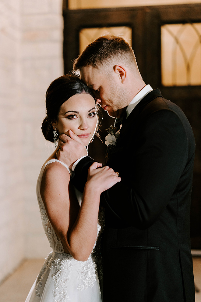 bride, groom, wedding photography, outdoor, emily figurelli photography