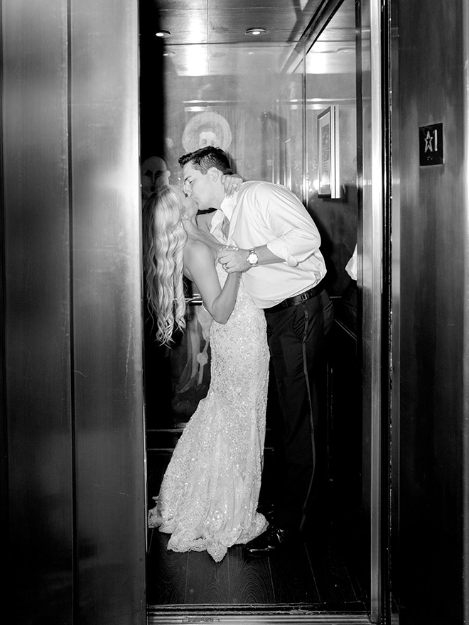 grand exit, elevator, sendoff, wedding moments, intimate, wedding photography, wedding photographer, houston, texas, stephania campos