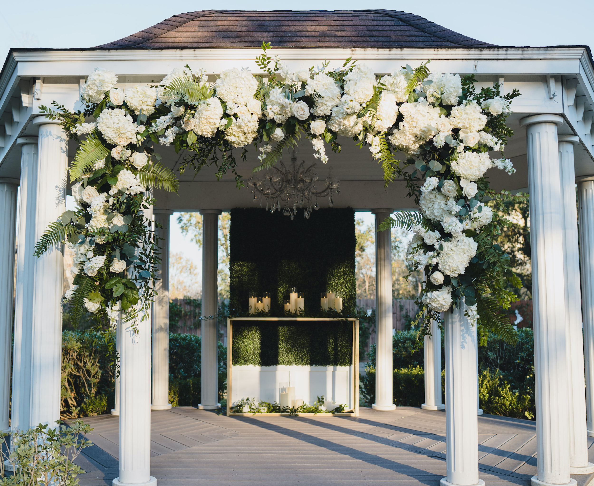 An outdoor wedding ceremony at The Wynden in Houston, TX where Jordan Kimball got married.
