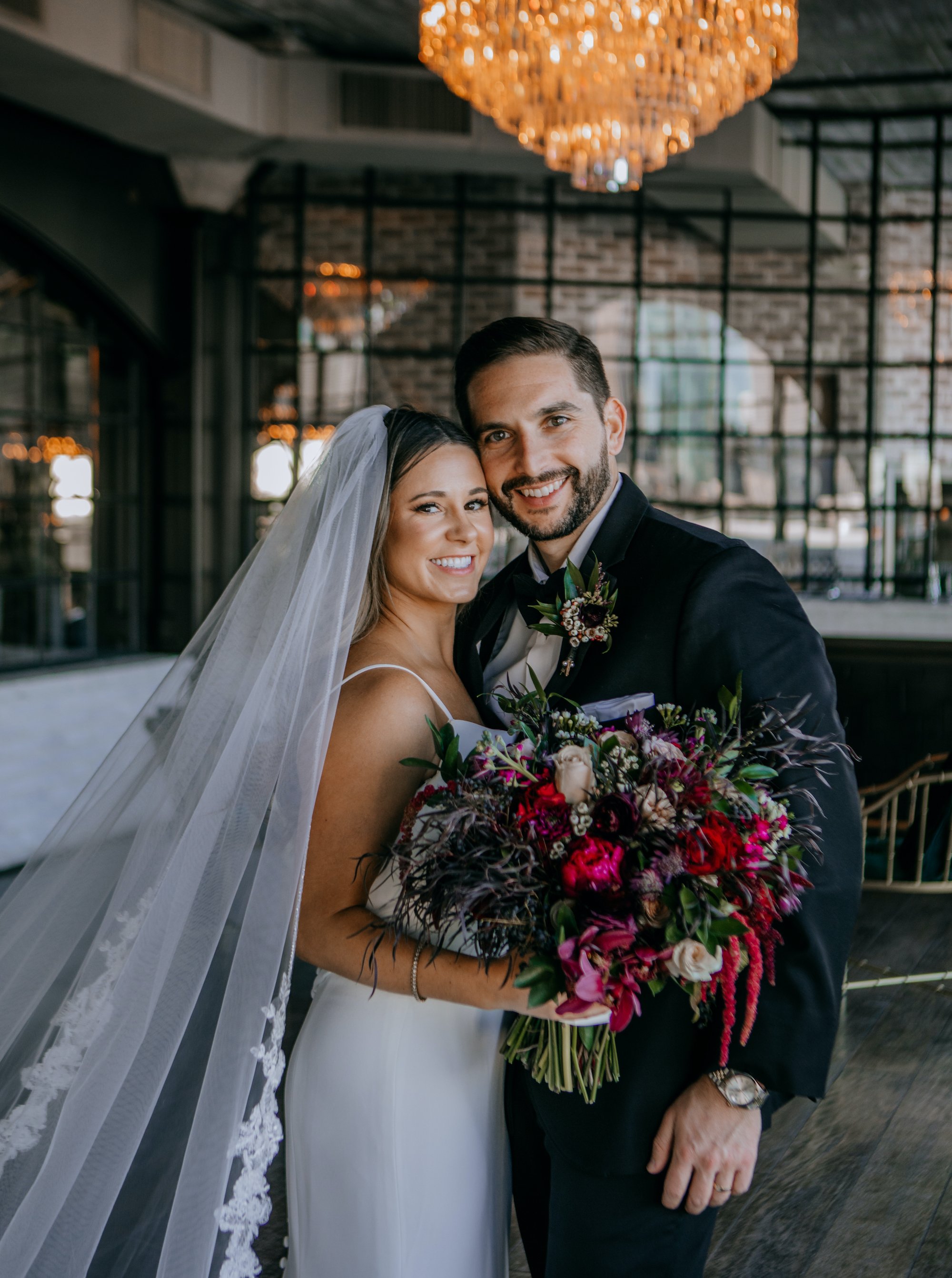 This Hollywood Glam Wedding in Houston is Full of Iconic Glitz