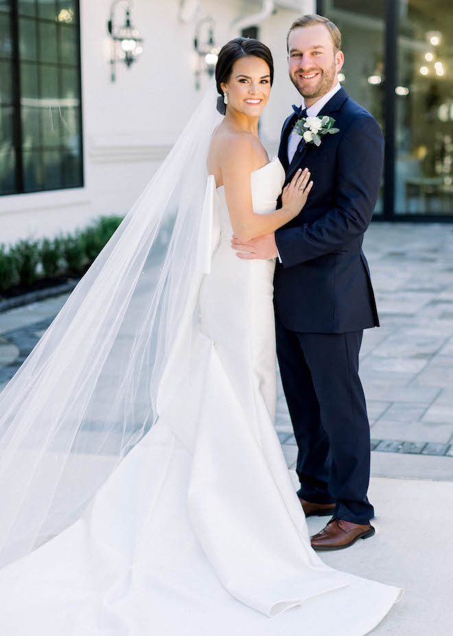 A Fall Wedding Full of Navy and White Hues at The Peach Orchard Venue