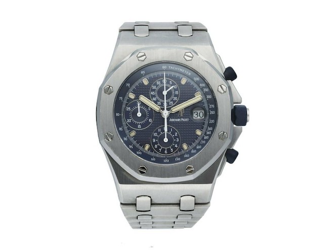 Stainless steel watch called "Royal Oak Offshore" from Audemars Piguet 