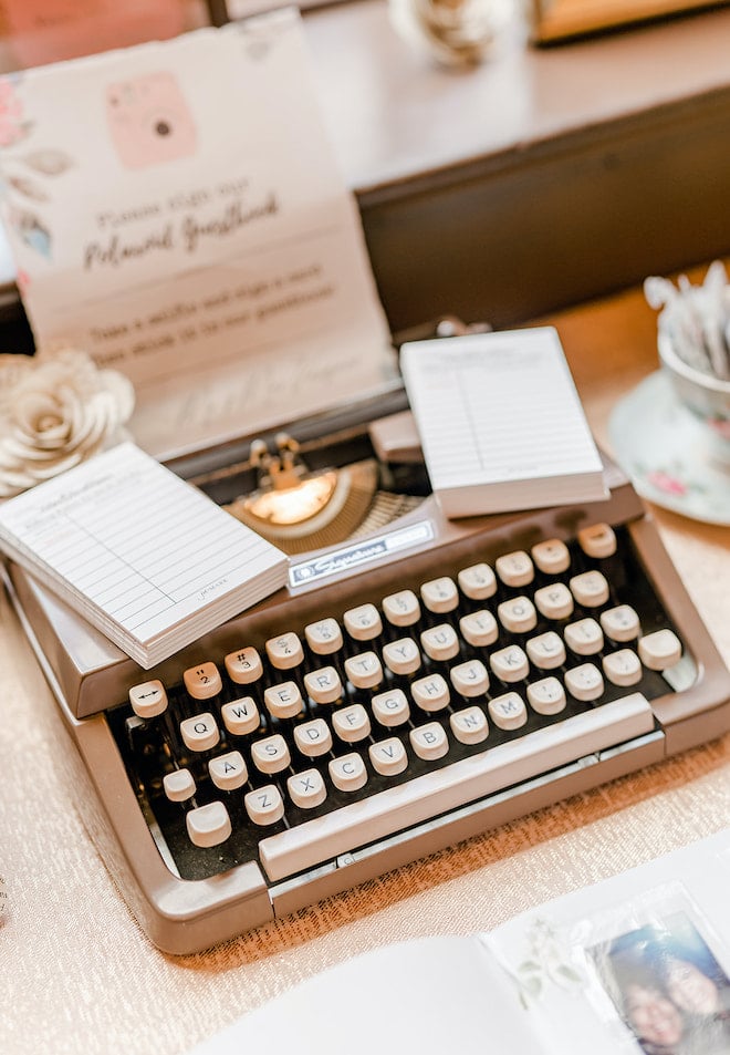 A typewriter where guests can sign in.