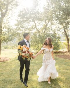 An Autumn-Inspired Wedding Captured by Elizabeth B Photography An Autumn-Inspired Wedding Captured by Elizabeth B Photography