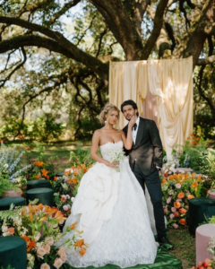 Fall Floral Inspiration for a Romantic Wedding Celebration Fall Floral Inspiration for a Romantic Wedding Celebration