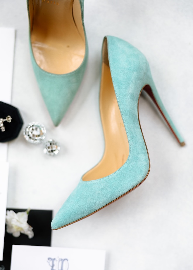 Light blue shoes for blue wedding inspiration.