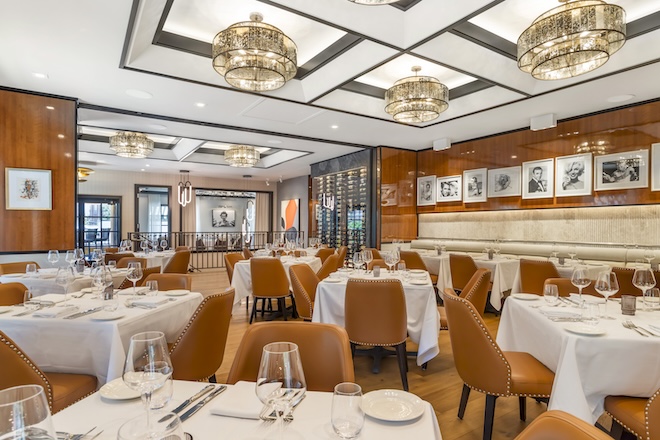 The dining room of La Griglia, Italian restaurant.