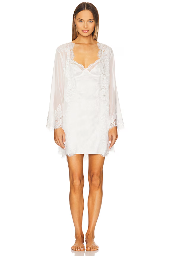 Model in lace robe and dress for bridal pajamas and loungewear.