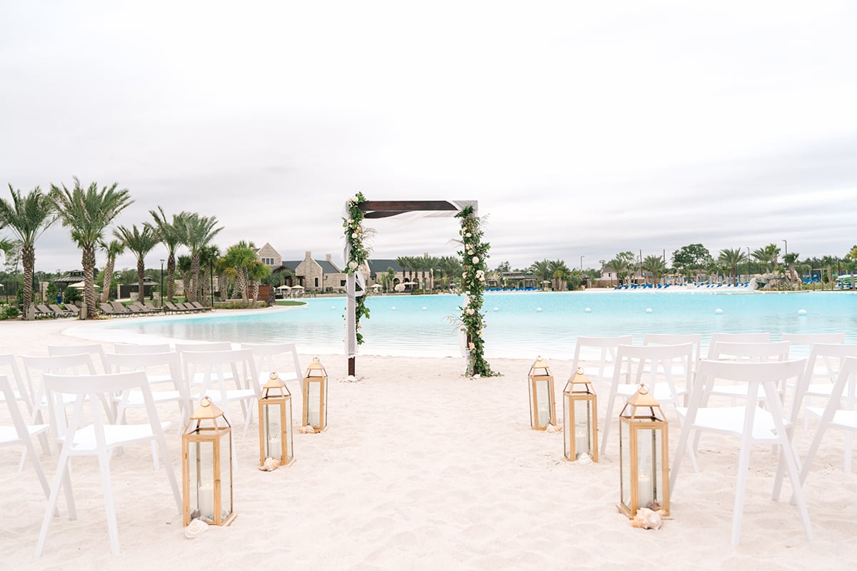 beachfront wedding decor