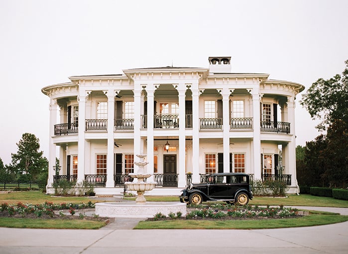 F. Scott Fitzgerald Inspired Styled Shoot for Weddings in Houston - Photo: Kelly Hornberger