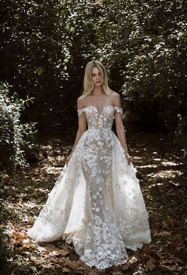 Photos Courtesy of Lee Petra Grebenau Joan Pillow Bridal Salon - Lee Petra Grebenau Trunk Show