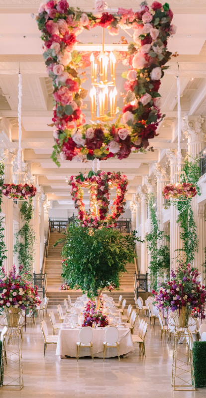 Find Wedding Venues in Houston | Venue: Corinthian Houston | Photo: Stephania Campos | Florals + Decor: Plants N Petals