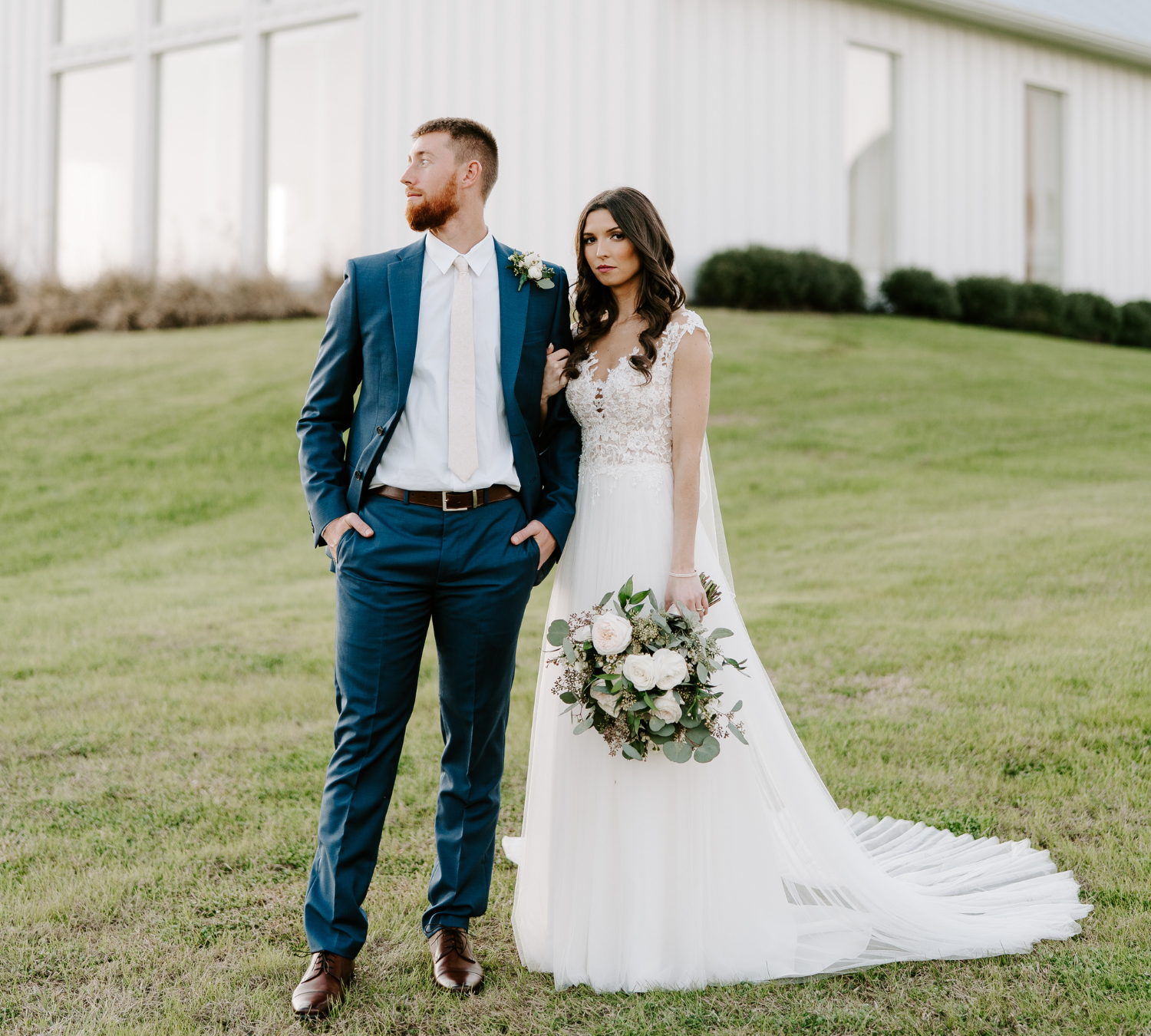 Navy, Champagne, Gold & White Chic Wedding By Emily Figurelli