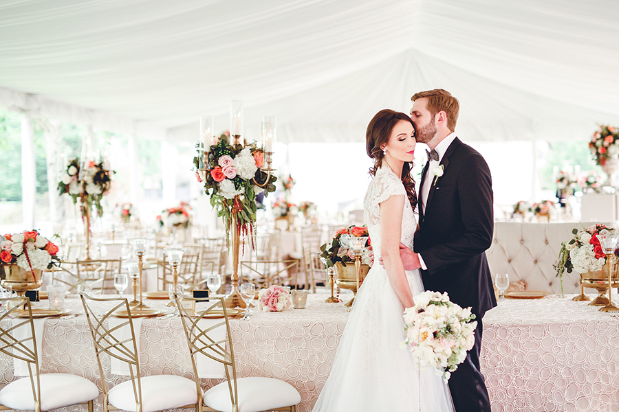 florist, bouquets, wedding, arrangements, lush, bridal, tent wedding, 