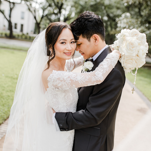 A Timeless White & Champagne Colored Wedding at the Historic Whitehall Houston