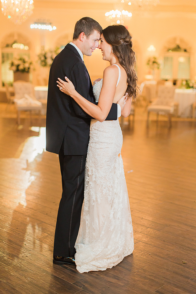 houston wedding, reception, bride, dancefloor, last dance