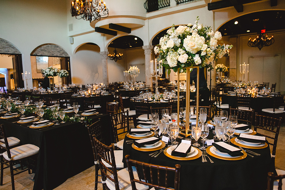 wedding reception decor - elegant - black - gold