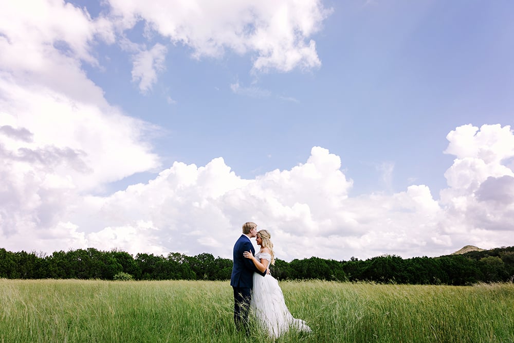 outdoor - wedding photography - texas hill country