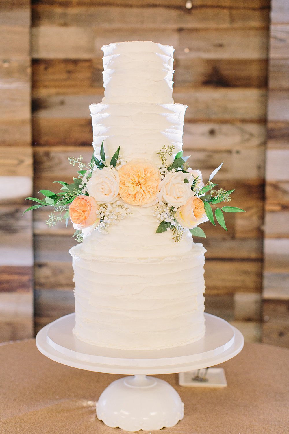 wedding cake - classic - peach - roses