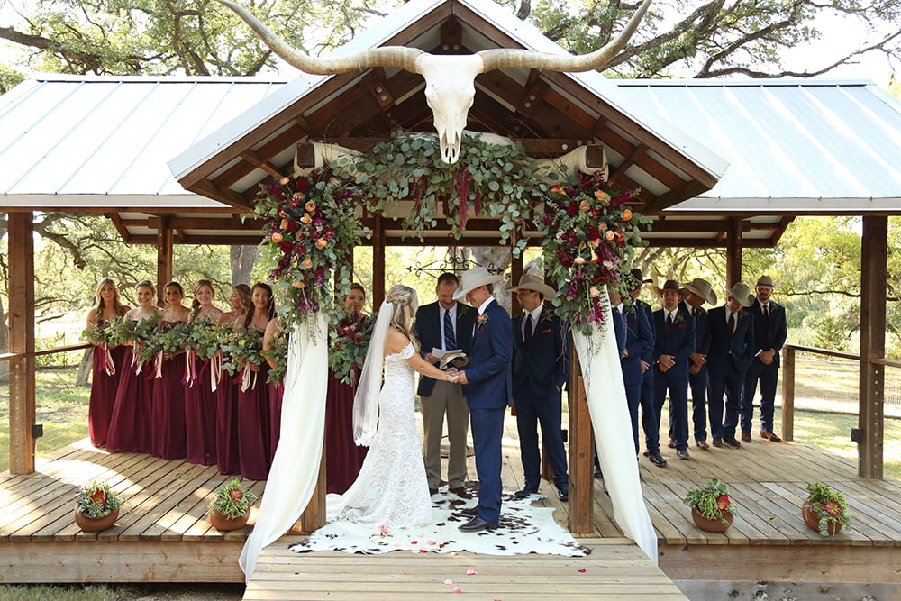 outdoor wedding ceremony - rustic