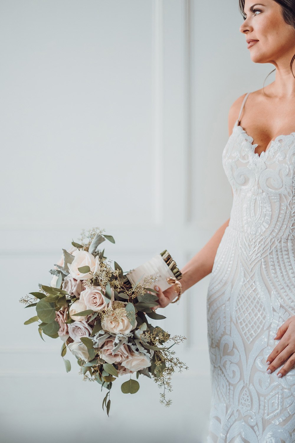 blush and ivory bouquet