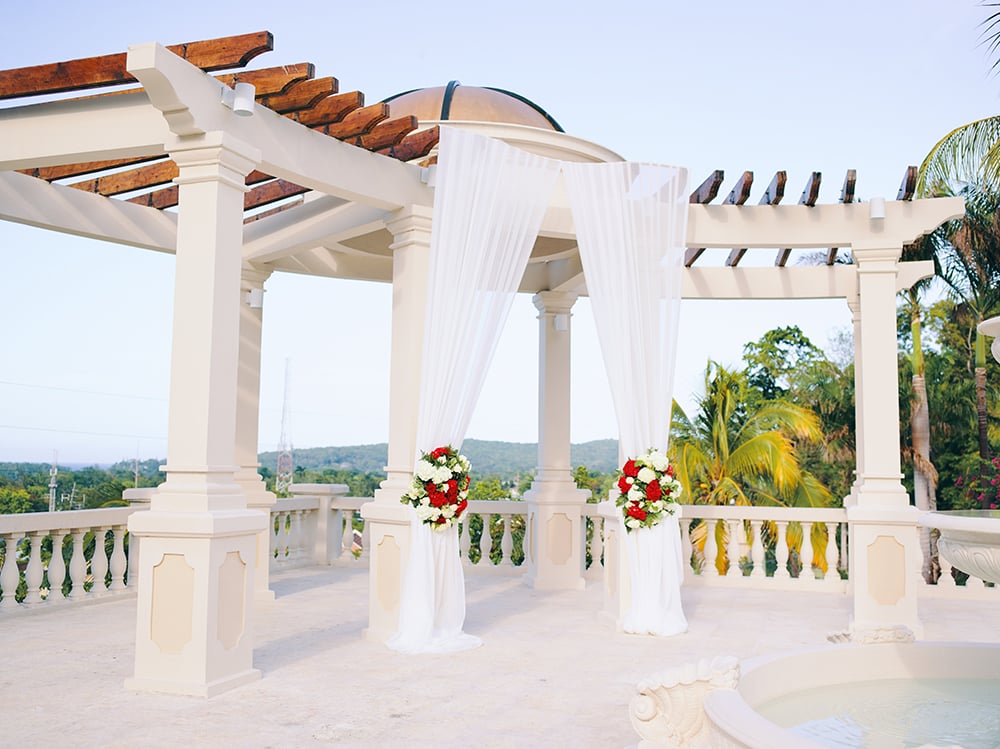 gazebo - wedding ceremony - beachfront - outdoors - jamaica