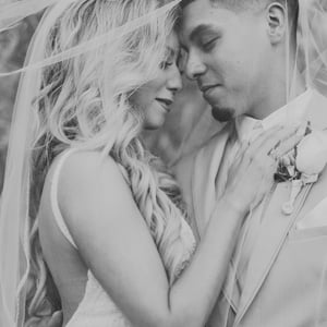 houston wedding, couple, bridal shots, bride, groom, veil, black and white