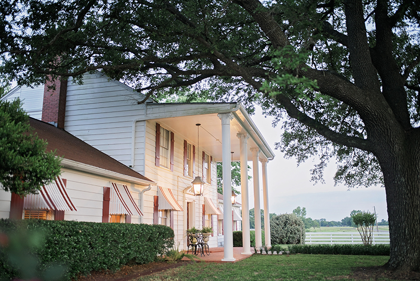 Four Oaks at Mound Creek Ranch  Houston  Wedding  Venue  and 