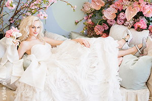 photo: sylvie gil gown: joan pillow bridal salon